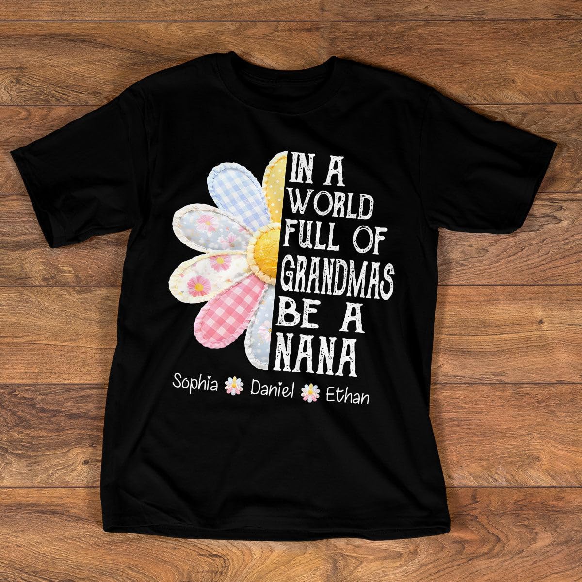 Women's Grandma Nana Family Quote Graphic T-Shirt - Image 3
